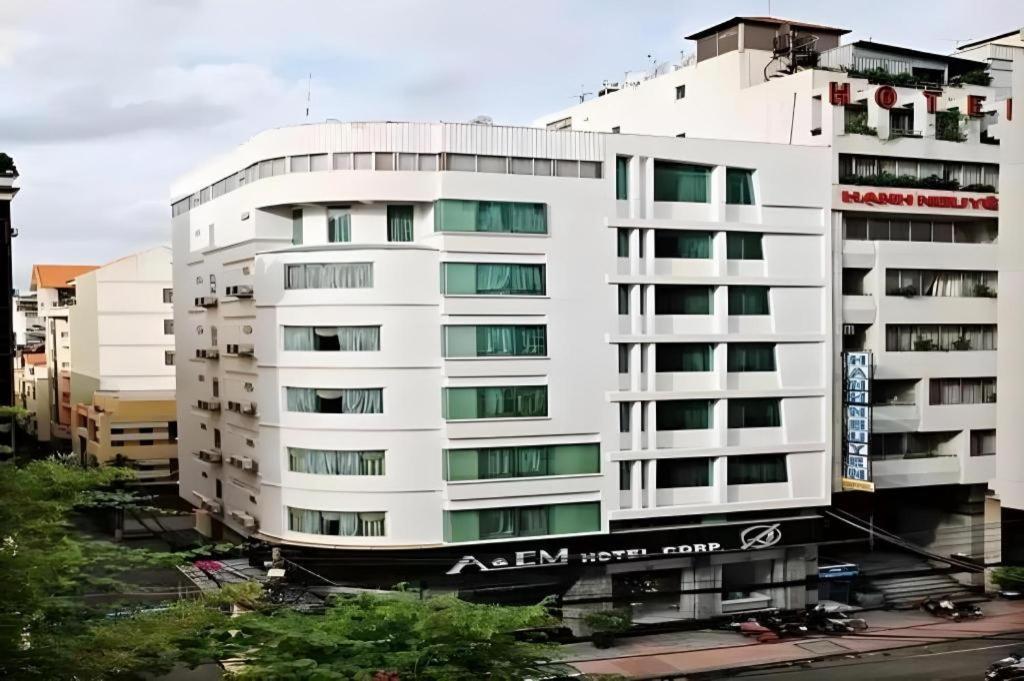 The White Hotel 8A Thai Van Lung Ciudad Ho Chi Minh  Exterior foto