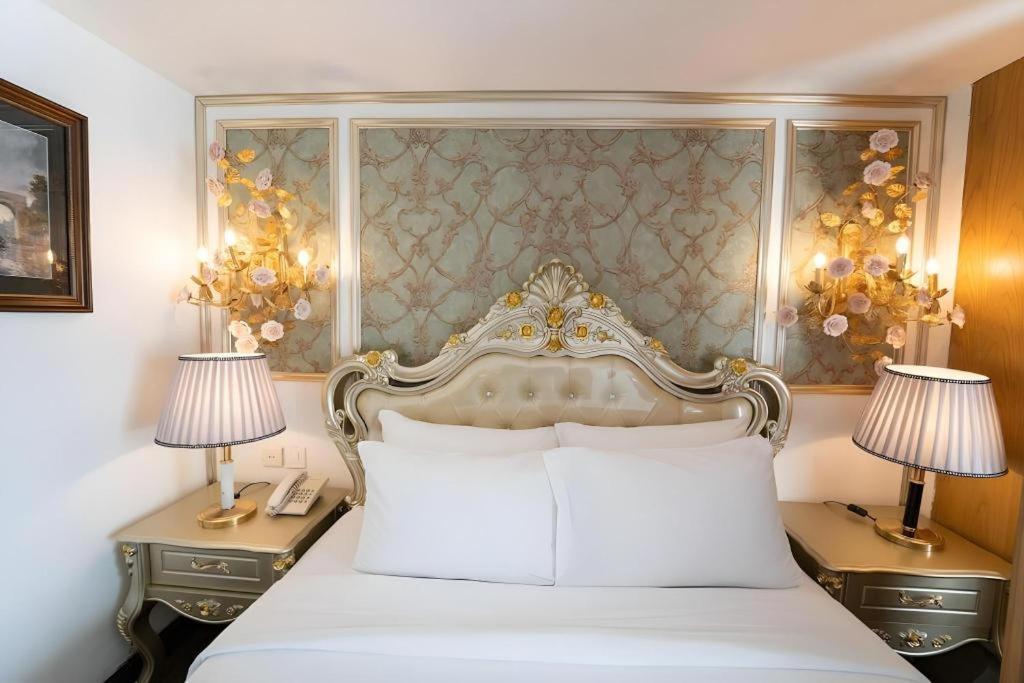 The White Hotel 8A Thai Van Lung Ciudad Ho Chi Minh  Exterior foto