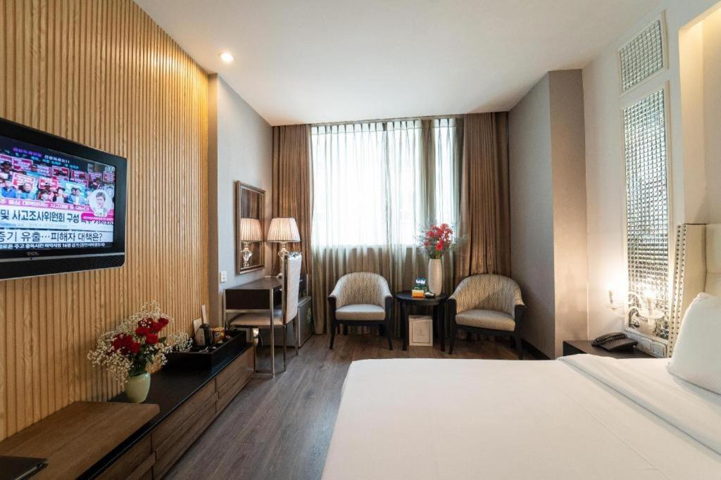 The White Hotel 8A Thai Van Lung Ciudad Ho Chi Minh  Exterior foto