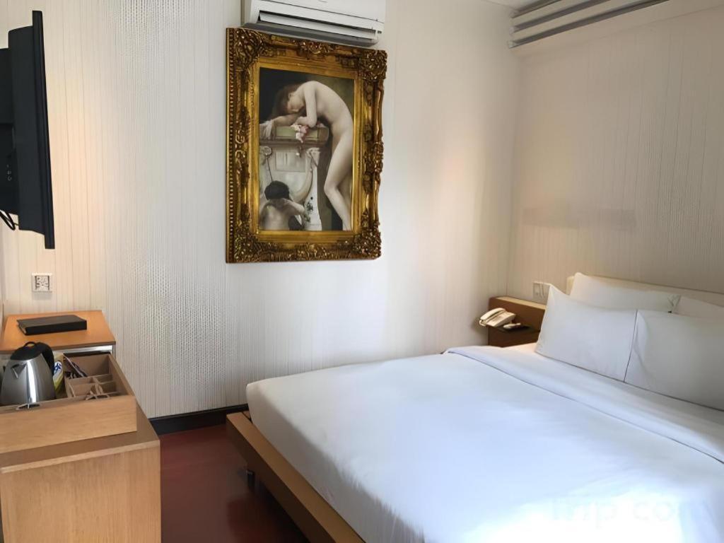 The White Hotel 8A Thai Van Lung Ciudad Ho Chi Minh  Exterior foto